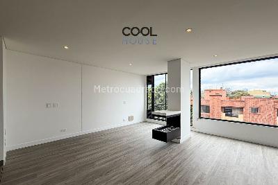 Apartamento de 2 alcobas en venta en San Patricio, Bogotá, 134 m² · foto 2 de 19