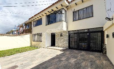 Casa en venta en Las Villas, Bogotá · foto 2 de 20