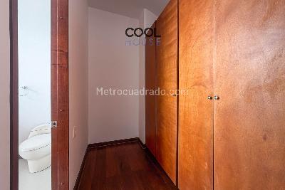 Apartamento de 3 alcobas en arriendo en Chico, Bogotá, 221 m² · foto 13 de 20