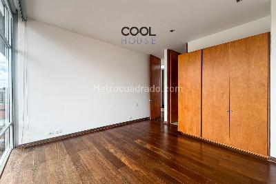 Apartamento de 3 alcobas en arriendo en Chico, Bogotá, 221 m² · foto 19 de 20