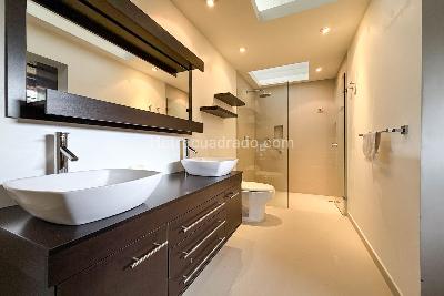 Casa de 4 alcobas en venta en Guaymaral, Chía, 369 m² · foto 18 de 20