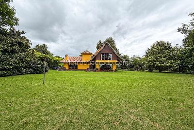 Casa de 4 alcobas en venta en Guaymaral, Chía, 369 m² · foto 2 de 20