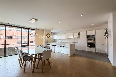 Apartamento en venta en La Carolina, Bogotá · foto 3 de 18