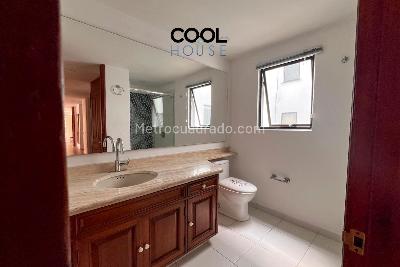 Apartamento en venta en Los Rosales, Bogotá · foto 12 de 18