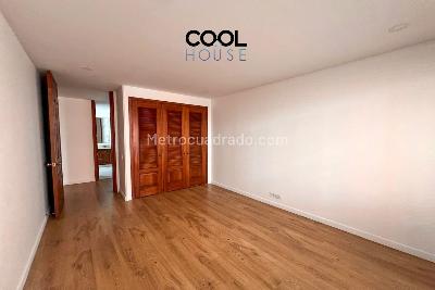 Apartamento en venta en Los Rosales, Bogotá · foto 13 de 18