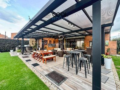 Casa de 4 alcobas en venta en Chía, Chía, 350 m² · foto 2 de 20