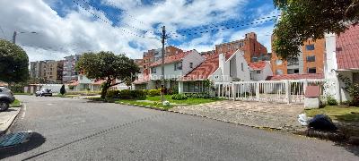 Casa en venta en El Contador, Bogotá · foto 2 de 20