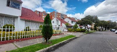 Casa en venta en El Contador, Bogotá · foto 4 de 20