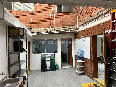 Casa de 5 alcobas en venta en Los Alcazares, Bogotá, 300 m² · foto 4 de 15