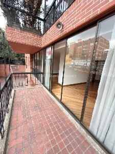 Apartamento de 3 alcobas en venta en Los Rosales (Oi), Bogotá, 145 m² · foto 12 de 20