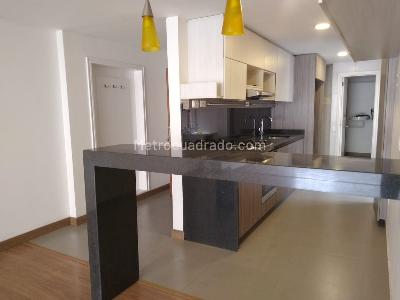 Apartamento de 3 alcobas en venta en La Porcincula, Bogotá, 143 m² · foto 2 de 19