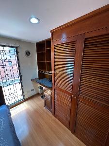 Apartamento de 3 alcobas en venta en Los Rosales Emaus, Bogotá, 110 m² · foto 17 de 20
