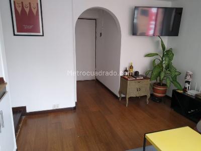 Apartaestudio en venta en Chapinero Alto, Bogotá, 44 m² · foto 7 de 12