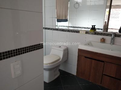 Apartaestudio en venta en Chapinero Alto, Bogotá, 44 m² · foto 8 de 12