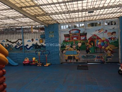 Casa de 5 alcobas en venta en Jazmin, Bogotá, 278 m² · foto 3 de 20