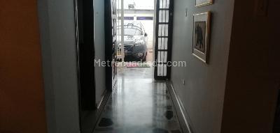 Casa en venta en Santa Barbara Central, Bogotá · foto 3 de 20