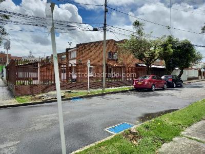 Casa de 5 alcobas en venta en Niza Norte, Bogotá, 590 m² · foto 17 de 17