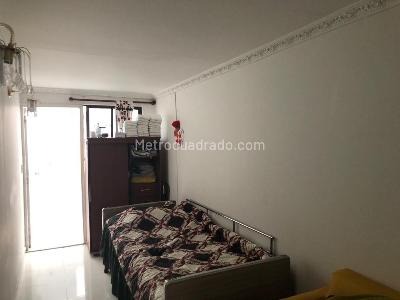 Casa de 5 alcobas en venta en Las Villas, Bogotá, 380 m² · foto 9 de 20
