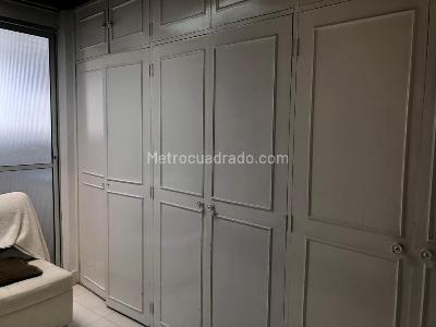 Casa de 5 alcobas en venta en Las Villas, Bogotá, 380 m² · foto 17 de 20