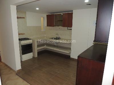 Casa de 5 alcobas en venta en Las Americas, Bogotá, 357 m² · foto 9 de 20