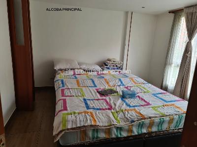 Casa de 5 alcobas en venta en Las Americas, Bogotá, 357 m² · foto 12 de 20