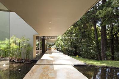 Casa de 3 alcobas en venta en Chico Oriental, Bogotá, 983 m² · foto 6 de 10