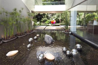 Casa de 3 alcobas en venta en Chico Oriental, Bogotá, 983 m² · foto 8 de 10