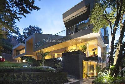 Casa de 3 alcobas en venta en Chico Oriental, Bogotá, 983 m² · foto 10 de 10