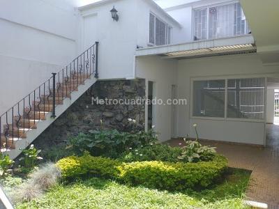 Casa de 5 alcobas en venta en Polo Club, Bogotá, 340 m² · foto 5 de 20