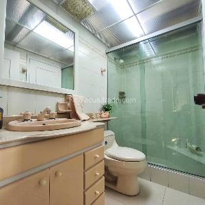 Casa de 3 alcobas en venta en Malibu La Alhambra, Bogotá, 300 m² · foto 5 de 19