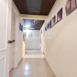 Casa de 3 alcobas en venta en Malibu La Alhambra, Bogotá, 300 m² · foto 6 de 19