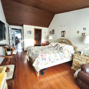 Casa de 3 alcobas en venta en Malibu La Alhambra, Bogotá, 300 m² · foto 9 de 19