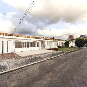 Casa de 3 alcobas en venta en Malibu La Alhambra, Bogotá, 300 m² · foto 19 de 19
