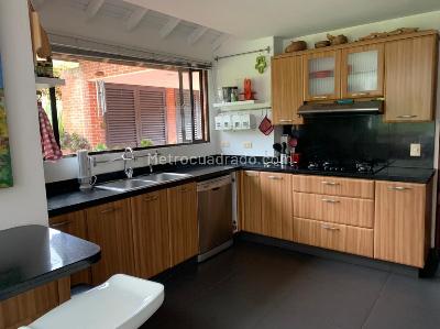 Casa de 5 alcobas en venta en Hacienda San Simon Pl, Bogotá, 600 m² · foto 9 de 20