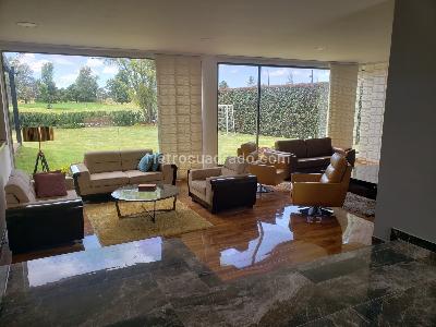 Casa de 5 alcobas en venta en Chia, Chía, 580 m² · foto 2 de 12