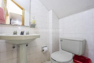 Casa de 5 alcobas en venta en La Calera, La Calera, 358 m² · foto 9 de 18