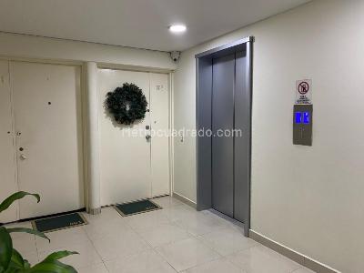 Apartamento de 3 alcobas en venta en Chapinero, Bogotá, 132 m² · foto 8 de 18