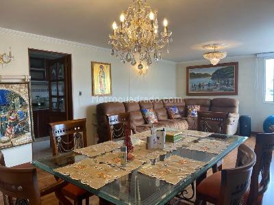 Apartamento de 3 alcobas en venta en Chapinero, Bogotá, 132 m² · foto 9 de 18