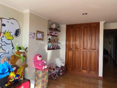 Apartamento de 3 alcobas en venta en Chapinero, Bogotá, 132 m² · foto 14 de 18