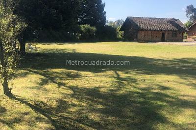 Casa de 4 alcobas en venta en Mosquera, Mosquera, 980 m² · foto 1 de 20