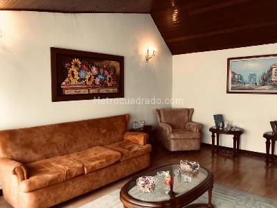 Casa de 4 alcobas en venta en Santa Margarita, Bogotá, 260 m² · foto 7 de 20