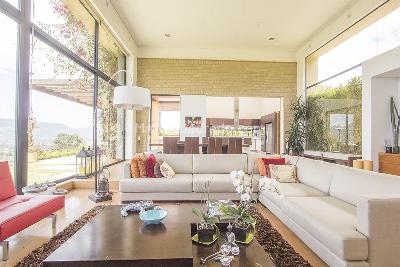 Casa de 5 alcobas en venta en La Calera, La Calera, 598 m² · foto 2 de 20