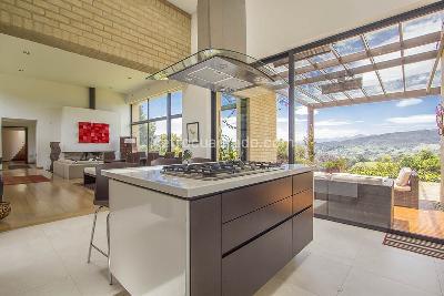Casa de 5 alcobas en venta en La Calera, La Calera, 598 m² · foto 7 de 20