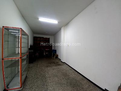 Casa de 5 alcobas en venta en Fontibon, Bogotá, 432 m² · foto 5 de 20