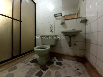 Casa de 5 alcobas en venta en Fontibon, Bogotá, 432 m² · foto 6 de 20