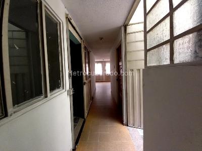 Casa de 5 alcobas en venta en Fontibon, Bogotá, 432 m² · foto 8 de 20
