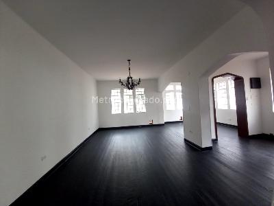 Casa en arriendo en Marly, Bogotá · foto 3 de 20