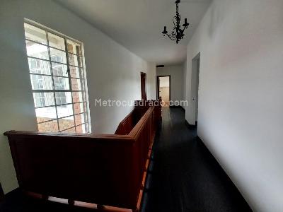Casa en arriendo en Marly, Bogotá · foto 9 de 20