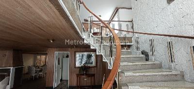 Casa de 5 alcobas en venta en Teusaquillo, Bogotá, 560 m² · foto 5 de 17