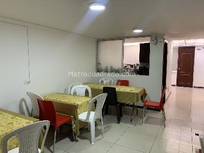 Casa de 5 alcobas en venta en Quinta Paredes, Bogotá, 645 m² · foto 4 de 10